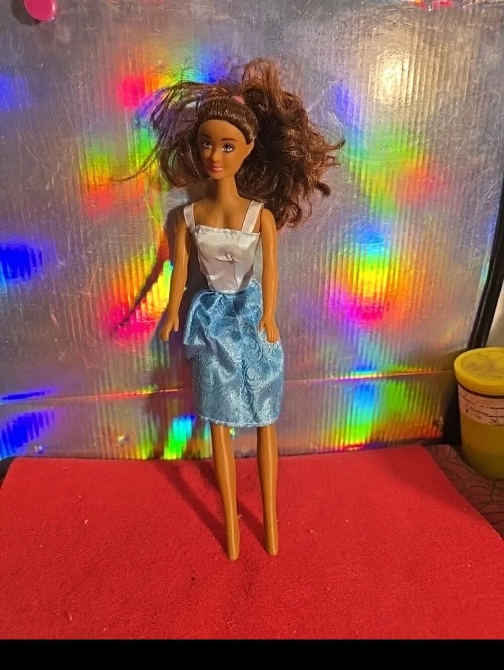 082526 2015 Barbie Dancin' Fun African American W/ Dress Legs   10 incjes tall n